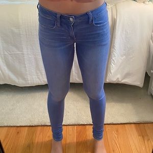 American Eagle super stretch jeggings -light wash